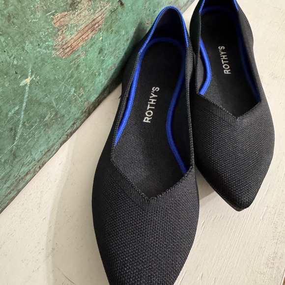 Black Women's Rothy’s Point - Picture 2 of 8